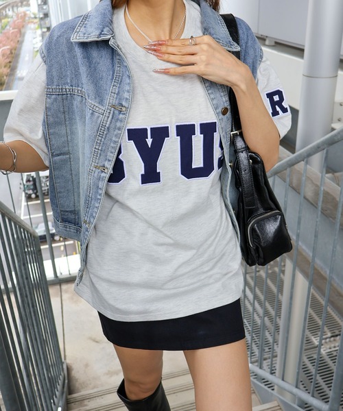 SpRay(スプレイ)の「貼付ロゴ BIG Tシャツ(Tシャツ/カットソー・レディース・チャコールグレー/オートミール/ネイビー/レッド/グリーン・FREE)」の18枚目の写真