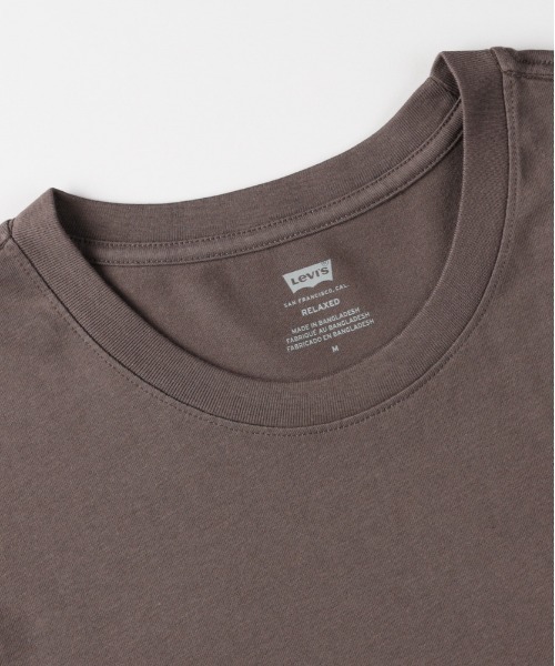 Levi's(リーバイス)の「リラックスフィットTシャツ(Tシャツ/カットソー・メンズ・ブラウン・L/M/S)」の3枚目の写真