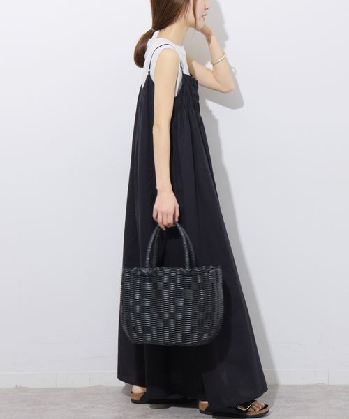 JOURNAL STANDARD relume(ジャーナルスタンダード レリューム)の「リネンミックスギャザーキャミワンピース(ワンピース・レディース・ブラック/ブラウン・FREE)」の4枚目の写真