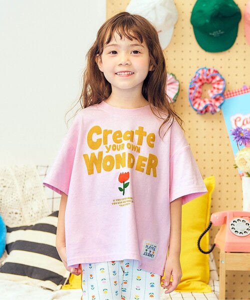 apres les cours(アプレレクール)の「アソートロゴ・モチーフゆったり半袖Tシャツ(Tシャツ/カットソー・キッズ・グリーン/ブラウン/イエロー/ネイビー/サックスブルー/アイボリー/ピンク・130/120/110/90/80/100)」の1枚目の写真