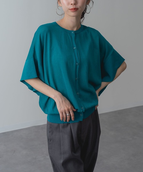 ANNA LUNA（アンナルナ）の「【ANNA LUNA】フレアスリーブ が華やかな 5分袖 ニット カーディガン（ニット/セーター・レディース・グリーン/ブラック/グレイッシュベージュ・MEDIUM）」の11枚目の写真