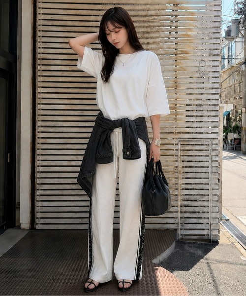 La-gemme(ラジェム)の「ドロップショルダーシンプルTシャツ/体系カバー/着回し自在/イージーケア(Tシャツ/カットソー・レディース・ホワイト/ブラック/グレー・フリー)」の6枚目の写真