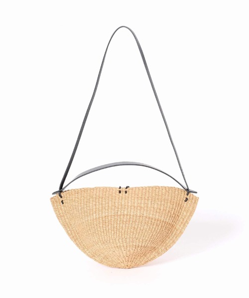 journal standard L'essage(ジャーナルスタンダードレサージュ)の「《追加2》INES BRESSAND/イネス ブレッサンド MEDIUM WALNUT ショルダーバッグ(ショルダーバッグ・レディース・アイボリー・FREE)」の4枚目の写真