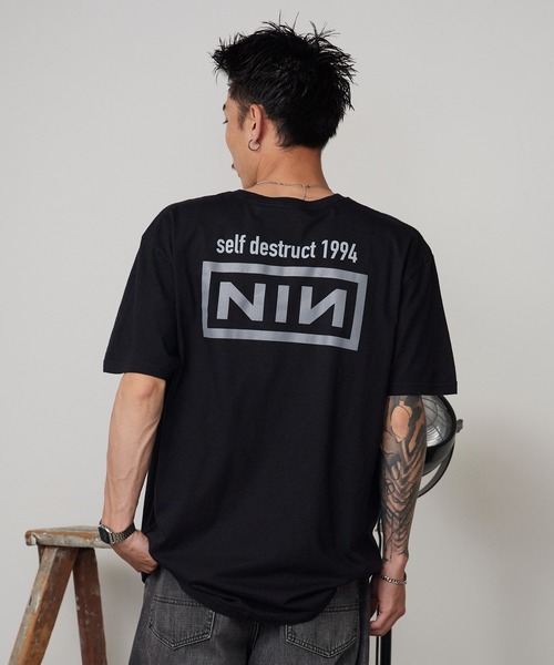 ROOPTOKYO(ループトウキョウ)の「NINE INCH NAILS/ナイン・インチ・ネイルズ SELF DESTRUCT 94 NineInchNalls Classic LOGO TEE フォトTシャツ グラフィックT 秋 秋服 2026年秋冬(Tシャツ/カットソー・メンズ・ブラック系その他/ブラック系その他2・S/M/L/XL)」の15枚目の写真