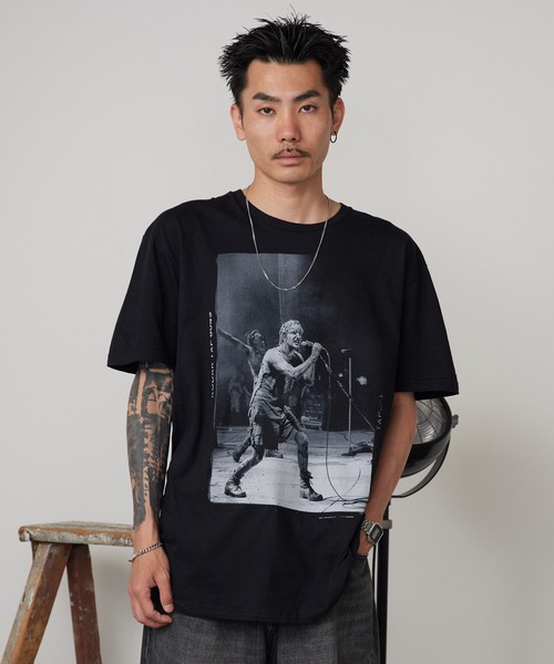 ROOPTOKYO(ループトウキョウ)の「NINE INCH NAILS/ナイン・インチ・ネイルズ SELF DESTRUCT 94 NineInchNalls Classic LOGO TEE フォトTシャツ グラフィックT 秋 秋服 2026年秋冬(Tシャツ/カットソー・メンズ・ブラック系その他/ブラック系その他2・S/M/L/XL)」の12枚目の写真