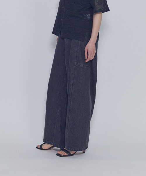 1er Arrondissement(プルミエアロンディスモン)の「ブラックデニムカーブパンツ(デニムパンツ・レディース・ブラック系その他3・38/36)」の3枚目の写真