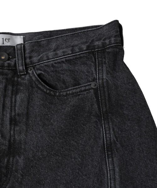 1er Arrondissement(プルミエアロンディスモン)の「ブラックデニムカーブパンツ(デニムパンツ・レディース・ブラック系その他3・38/36)」の16枚目の写真