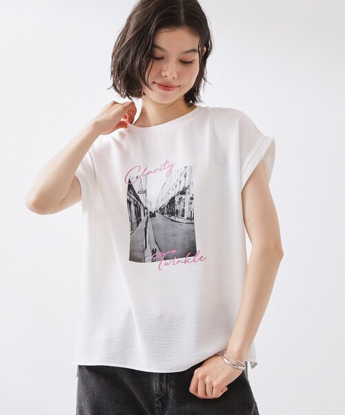 THE SHOP TK (ザ ショップ ティーケー )の「【ひんやりさらさら】軽やかに着られる プリントTシャツ(Tシャツ/カットソー・レディース・ダークブラウン/ナチュラル/オフホワイト/スミクロ・13/12)」の5枚目の写真