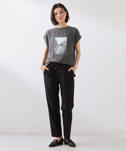 THE SHOP TK （ザ ショップ ティーケー ）の「【ひんやりさらさら】軽やかに着られる プリントTシャツ（Tシャツ/カットソー・レディース・ダークブラウン/ナチュラル/オフホワイト/スミクロ・13/12）」の20枚目の写真