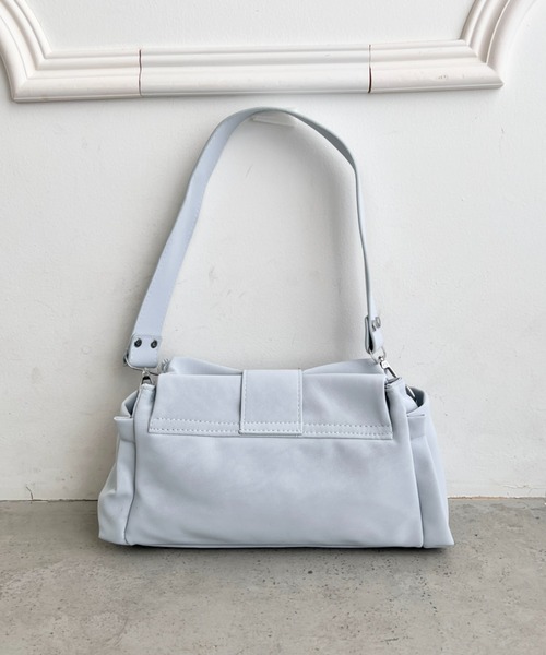 Loueme（ルエム）の「ハトメベルト2WAYショルダーバッグ（ショルダーバッグ・レディース・ピンク/オフホワイト/ブラウン/ライトブルー/ブラック・FREE）」の9枚目の写真