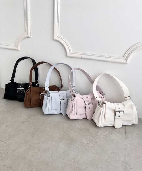 Loueme（ルエム）の「ハトメベルト2WAYショルダーバッグ（ショルダーバッグ・レディース・ピンク/オフホワイト/ブラウン/ライトブルー/ブラック・FREE）」の6枚目の写真