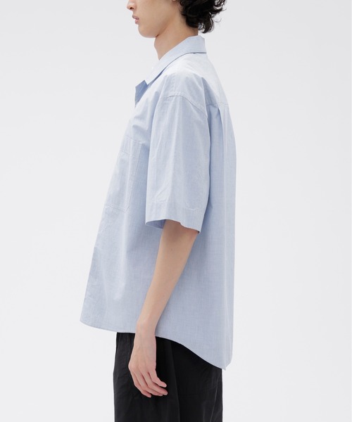 MHL.（エムエイチエル）の「HIGHCOUNT TOP DYED COTTON（シャツ/ブラウス・メンズ・アイボリー/ブルー・SMALL/MEDIUM/LARGE）」の8枚目の写真