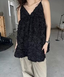 立体感があるフラワーキャミワンピース