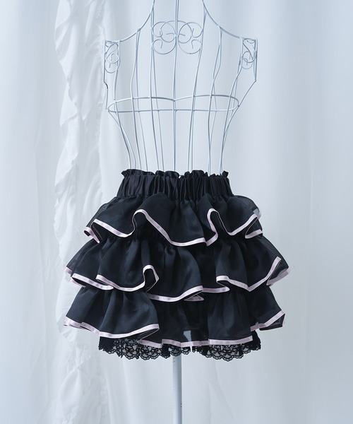 Magia Charm(マギアチャーム)の「オーガンジーフリルショートパンツ(その他パンツ・レディース・ブラック/ホワイト・F)」の20枚目の写真