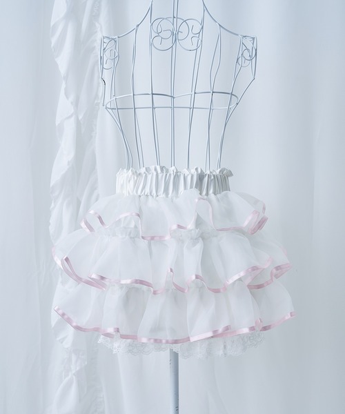 Magia Charm(マギアチャーム)の「オーガンジーフリルショートパンツ(その他パンツ・レディース・ブラック/ホワイト・F)」の15枚目の写真