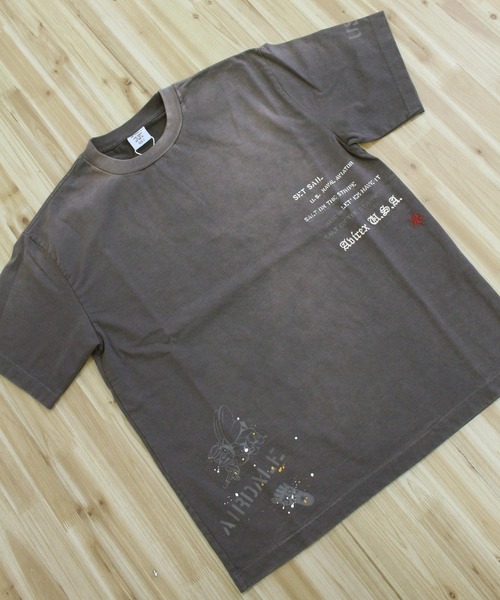 AVIREX（アヴィレックス）の「AGED-LOOK S/S NAVY STENCIL T-SHIRT（Tシャツ/カットソー・メンズ・チャコールグレー/オリーブ/アイボリー・M/XXL/XL/L）」の13枚目の写真