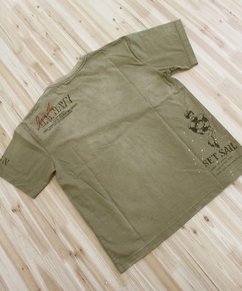 AVIREX（アヴィレックス）の「AGED-LOOK S/S NAVY STENCIL T-SHIRT（Tシャツ/カットソー・メンズ・チャコールグレー/オリーブ/アイボリー・M/XXL/XL/L）」の18枚目の写真
