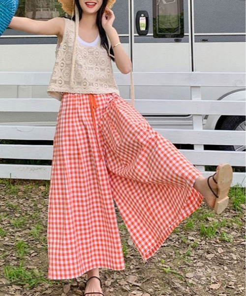 &soiree(アンドソワレ)の「ギンガムチェックイージーワイドパンツ(その他パンツ・レディース・ブラック/レッド・SMALL/X-LARGE/LARGE/MEDIUM)」の5枚目の写真