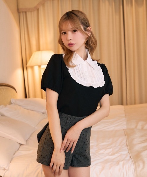 TITTY&CO.（ティティーアンドコー）の「フリルシャツドッキングトップス（シャツ/ブラウス・レディース・グレー/ブラック・FREE）」の8枚目の写真