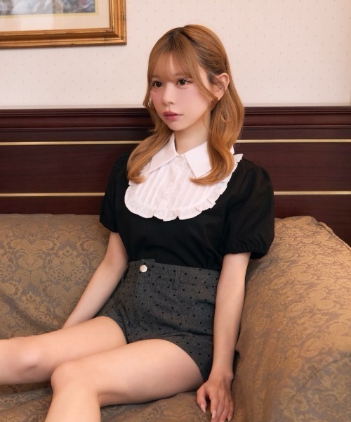 TITTY&CO.（ティティーアンドコー）の「フリルシャツドッキングトップス（シャツ/ブラウス・レディース・グレー/ブラック・FREE）」の9枚目の写真