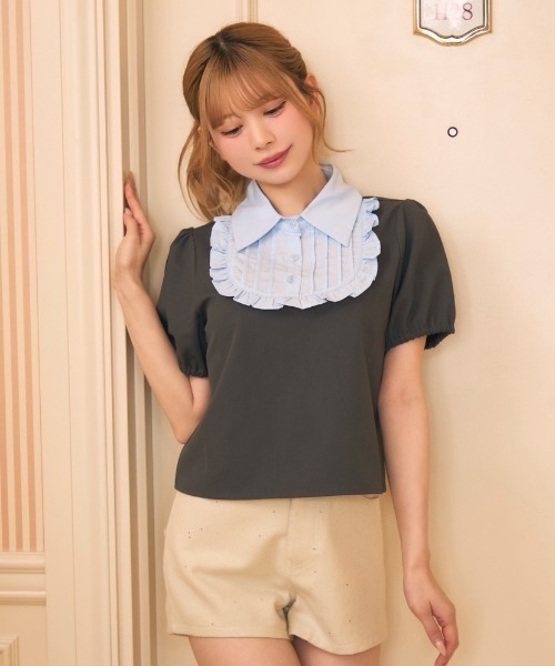 TITTY&CO.（ティティーアンドコー）の「フリルシャツドッキングトップス（シャツ/ブラウス・レディース・グレー/ブラック・FREE）」の22枚目の写真