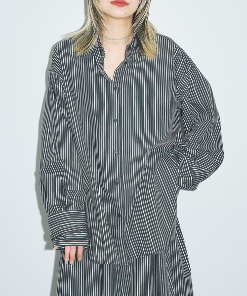 CITYSHOP(シティーショップ)の「BELT CUFFS OVER シャツ(シャツ/ブラウス・レディース・ブラック/ブラウン系その他・FREE)」の2枚目の写真