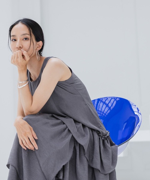 HEREIAM(ヘレイアム)の「【HEREIAM】イージーケア/デコラティアードワンピース(ワンピース・レディース・チャコール/ブラック・SMALL/MEDIUM)」の16枚目の写真