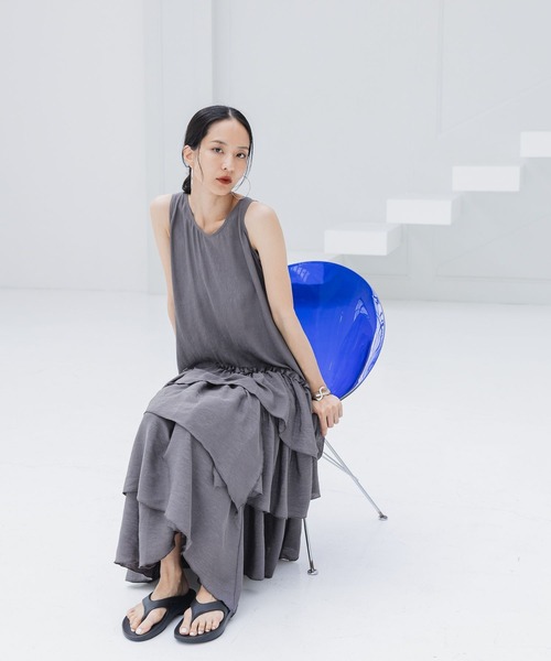 HEREIAM(ヘレイアム)の「【HEREIAM】イージーケア/デコラティアードワンピース(ワンピース・レディース・チャコール/ブラック・SMALL/MEDIUM)」の17枚目の写真