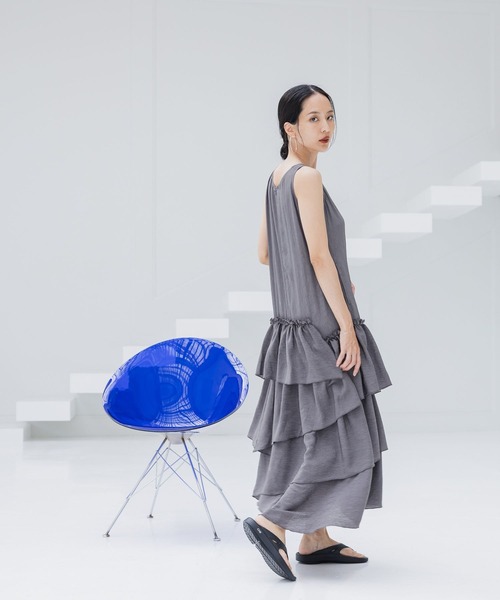HEREIAM(ヘレイアム)の「【HEREIAM】イージーケア/デコラティアードワンピース(ワンピース・レディース・チャコール/ブラック・SMALL/MEDIUM)」の18枚目の写真