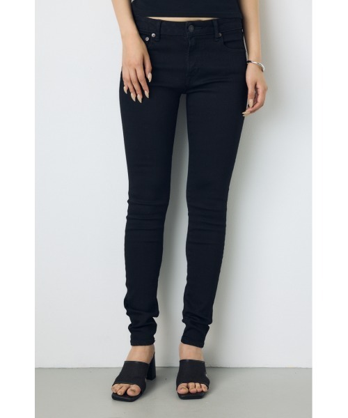 AZUL by moussy(アズールバイマウジー)の「【身長/骨格別着用画像あり】AZUL DENIM スキニーデニム(デニムパンツ・レディース・ライトブルー/ブラック/ダークブルー・MEDIUM/LARGE/XX-SMALL/X-SMALL/X-LARGE/SMALL)」の6枚目の写真