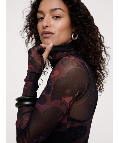 Banana Republic(バナナリパブリック)の「メッシュ ロングスリーブ マキシドレス(ワンピース・レディース・マルチ・S/M/L/XS)」の6枚目の写真