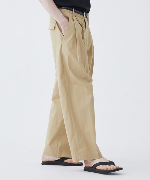 PUBLIC TOKYO(パブリックトウキョウ)の「SUMMER LIGHT CHINOS /チノパン/夏服/コットン100%/日本製/ウォッシャブル/ハリ感/カジュアル(チノパンツ・メンズ・ブラック/ベージュ/カーキ・1/2)」の6枚目の写真
