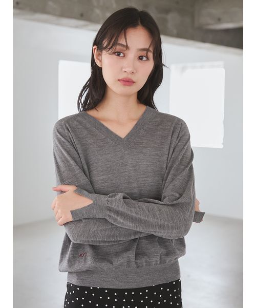 Mila Owen(ミラオーウェン)の「wool100%ハイゲージVネックニット(ニット/セーター・レディース・ボルドー/モカ/ライトブルー/グレー・F)」の13枚目の写真