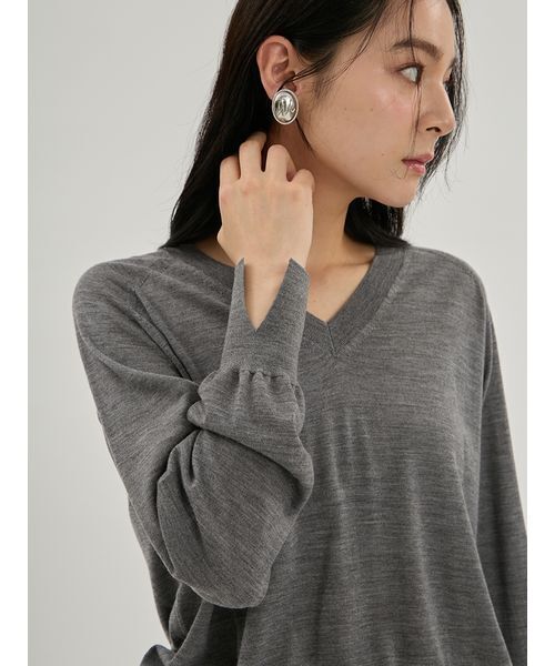 Mila Owen(ミラオーウェン)の「wool100%ハイゲージVネックニット(ニット/セーター・レディース・ボルドー/モカ/ライトブルー/グレー・F)」の21枚目の写真