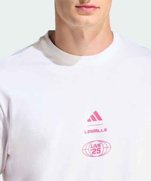 adidas(アディダス)の「Les Mills ツアーグラフィックTシャツ / アディダス adidas(Tシャツ/カットソー・メンズ・ホワイト・XX-LARGE/XX-SMALL/3XL/LARGE/MEDIUM/SMALL/X-LARGE/X-SMALL)」の5枚目の写真