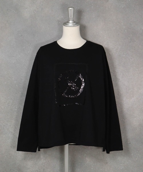 STUDIO PICONE(スタジオピッコーネ)の「コットン混スパンコール刺繍プルオーバー(Tシャツ/カットソー・レディース・ホワイト/ベージュ/ブラック・LL/L/M)」の4枚目の写真