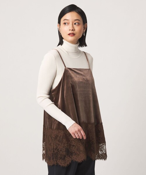 A DAY IN THE LIFE UNITED ARROWS(アデイインザライフユナイテッドアローズ)の「ベロア裾レースキャミソール <A DAY IN THE LIFE>(Tシャツ/カットソー・レディース・ブラック/ナチュラル/ダークブラウン・FREE)」の1枚目の写真