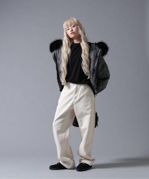 BEAVER(ビーバー)の「B omnivore/ビーオムニボー COTTON NYLON FUR BLOUSON(ブルゾン・レディース・ブラック/ベージュ・FREE)」の21枚目の写真