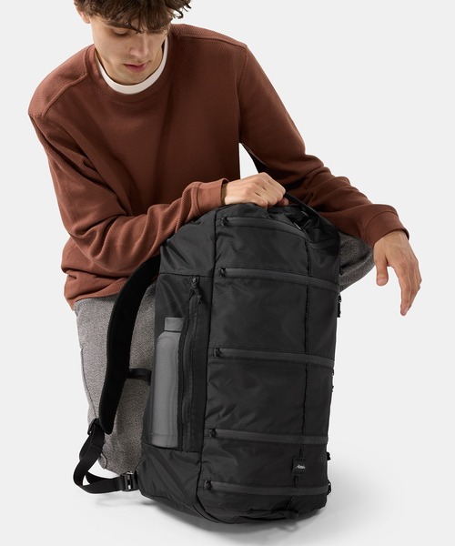 Matador(マタドール)の「Matador/マタドール 45L SEG Hybrid Travel Pack/45L セグ ハイブリッド トラベルパック(バックパック/リュック・メンズ・ワインレッド/ダークグリーン/ブラック・FREE)」の19枚目の写真