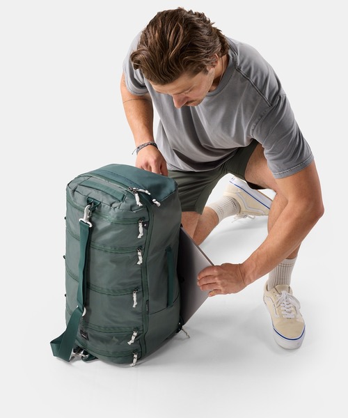 Matador(マタドール)の「Matador/マタドール 45L SEG Hybrid Travel Pack/45L セグ ハイブリッド トラベルパック(バックパック/リュック・メンズ・ワインレッド/ダークグリーン/ブラック・FREE)」の15枚目の写真