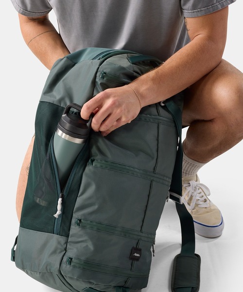 Matador(マタドール)の「Matador/マタドール 45L SEG Hybrid Travel Pack/45L セグ ハイブリッド トラベルパック(バックパック/リュック・メンズ・ワインレッド/ダークグリーン/ブラック・FREE)」の16枚目の写真