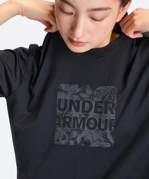 UNDER ARMOUR(アンダーアーマー)の「UAテック オーバーサイズド グラフィック ショートスリーブ Tシャツ(トレーニング/レディース)(Tシャツ/カットソー・レディース・ブラック・XL/L/M/S)」の4枚目の写真