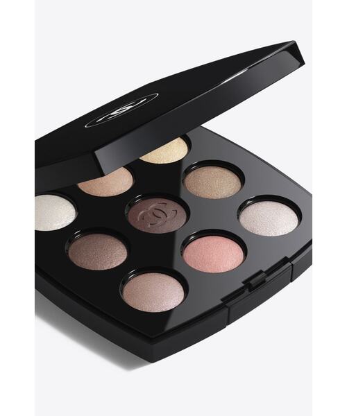 CHANEL(シャネル)の「レ ヌフ オンブル 9色アイシャドウ(鮮やかな発色、マルチ エフェクト)(アイシャドウ・レディース・587 ザ ニュー スモーキー・FREE)」の2枚目の写真
