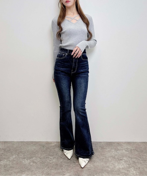 INGNI(イング)の「グリッターラメフレアデニムパンツ(デニムパンツ・レディース・ブルー系その他4・S/M)」の5枚目の写真