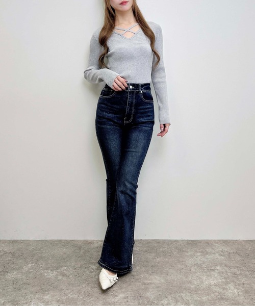 INGNI(イング)の「グリッターラメフレアデニムパンツ(デニムパンツ・レディース・ブルー系その他4・S/M)」の4枚目の写真