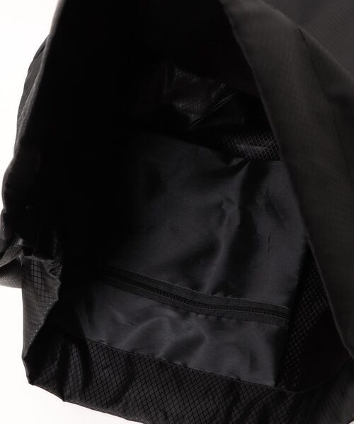 VIBGYOR(ヴィブジョー)の「FReePLACe/大容量 シンプル ナップサック X12912(バックパック/リュック・レディース・ブラック/グレー・FREE)」の7枚目の写真