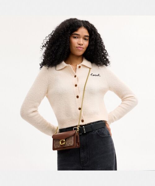 COACH(コーチ)の「タビー チェーン クロスボディ バッグ 19・シグネチャー アップクラフトレザー(ショルダーバッグ・レディース・ベージュ系その他・ONE)」の2枚目の写真