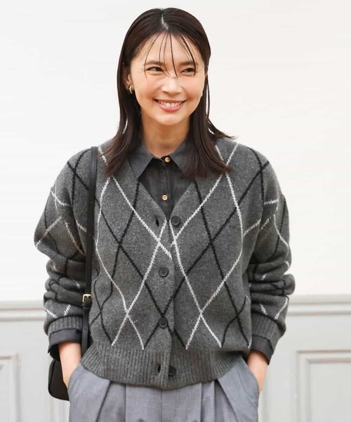MK MICHEL KLEIN（エムケーミッシェルクラン）の「[洗える]ウールジャガードアーガイル柄ニットカーディガン（カーディガン/ボレロ・レディース・ライトブラウン/グレー・38）」の6枚目の写真