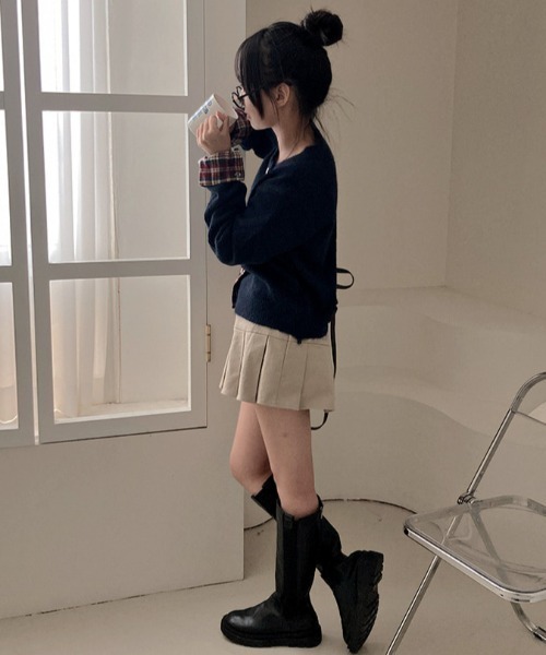 Aelina(エリナ)の「チェック柄切り替え配色ニットカーディガン(カーディガン/ボレロ・レディース・ベージュ/グレー/レッド/ネイビー・FREE)」の19枚目の写真