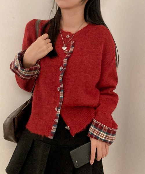 Aelina(エリナ)の「チェック柄切り替え配色ニットカーディガン(カーディガン/ボレロ・レディース・ベージュ/グレー/レッド/ネイビー・FREE)」の22枚目の写真